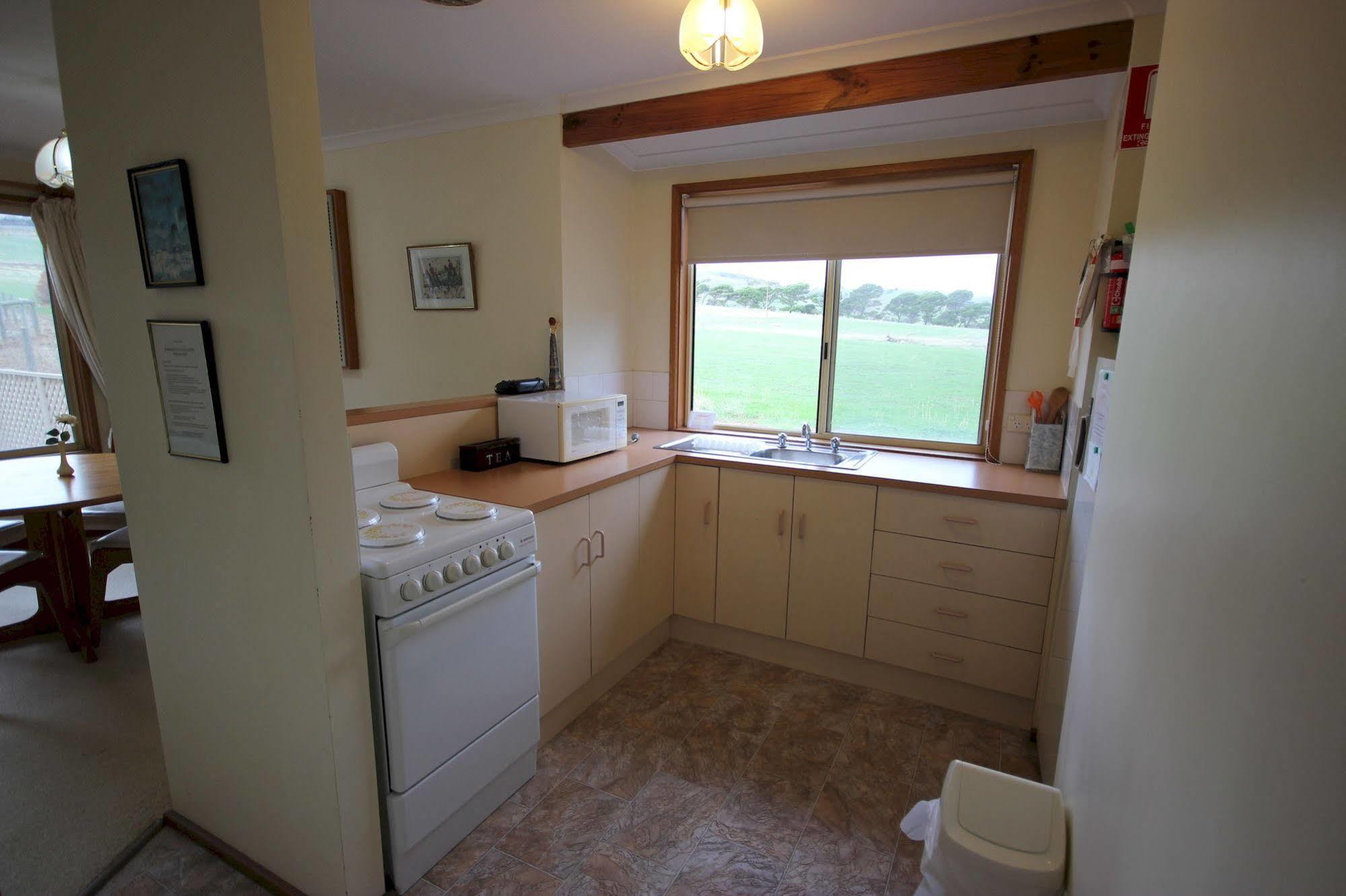 Cape Jervis Accommodation & Caravan Park Yankalilla Exterior photo